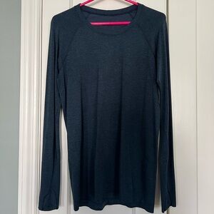 Lululemon Athletica Ink Blue/True Navy Long Sleeve Shirt